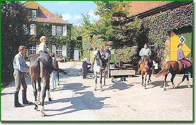 Enjoy a private riding holiday at Ponyhof Georgenbruch with looking after children and animals, helping in the rooms and with the horses.